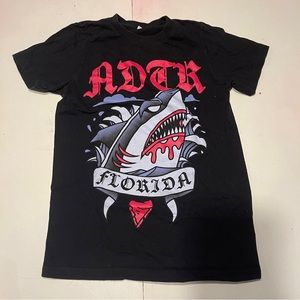 A day to remember shirt xs